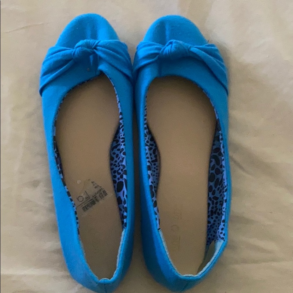 Shoes